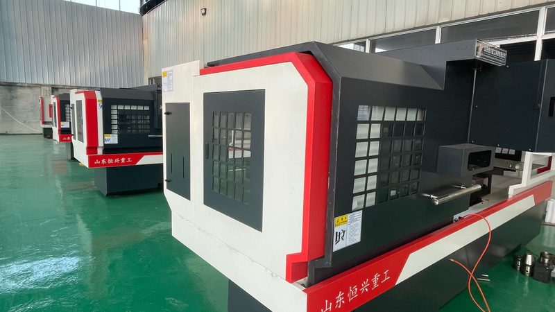 硬轨与线轨立式加工中心：优缺点解析